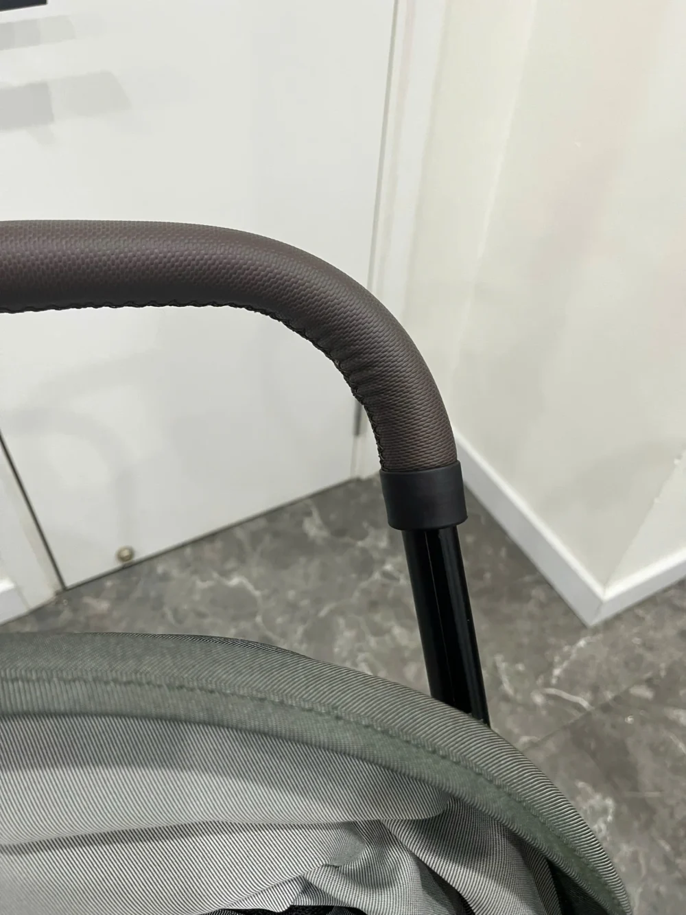 Xe đẩy Joolz Aer màu Olive khung đen (tặng kèm cup holder Joolz & dustbag bảo vệ xe) - Ảnh 34
