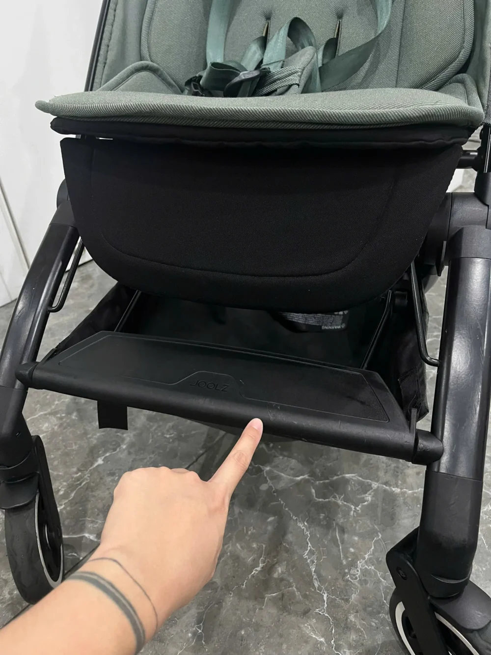 Xe đẩy Joolz Aer màu Olive khung đen (tặng kèm cup holder Joolz & dustbag bảo vệ xe) - Ảnh 37