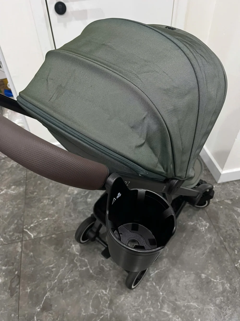 Xe đẩy Joolz Aer màu Olive khung đen (tặng kèm cup holder Joolz & dustbag bảo vệ xe) - Ảnh 12