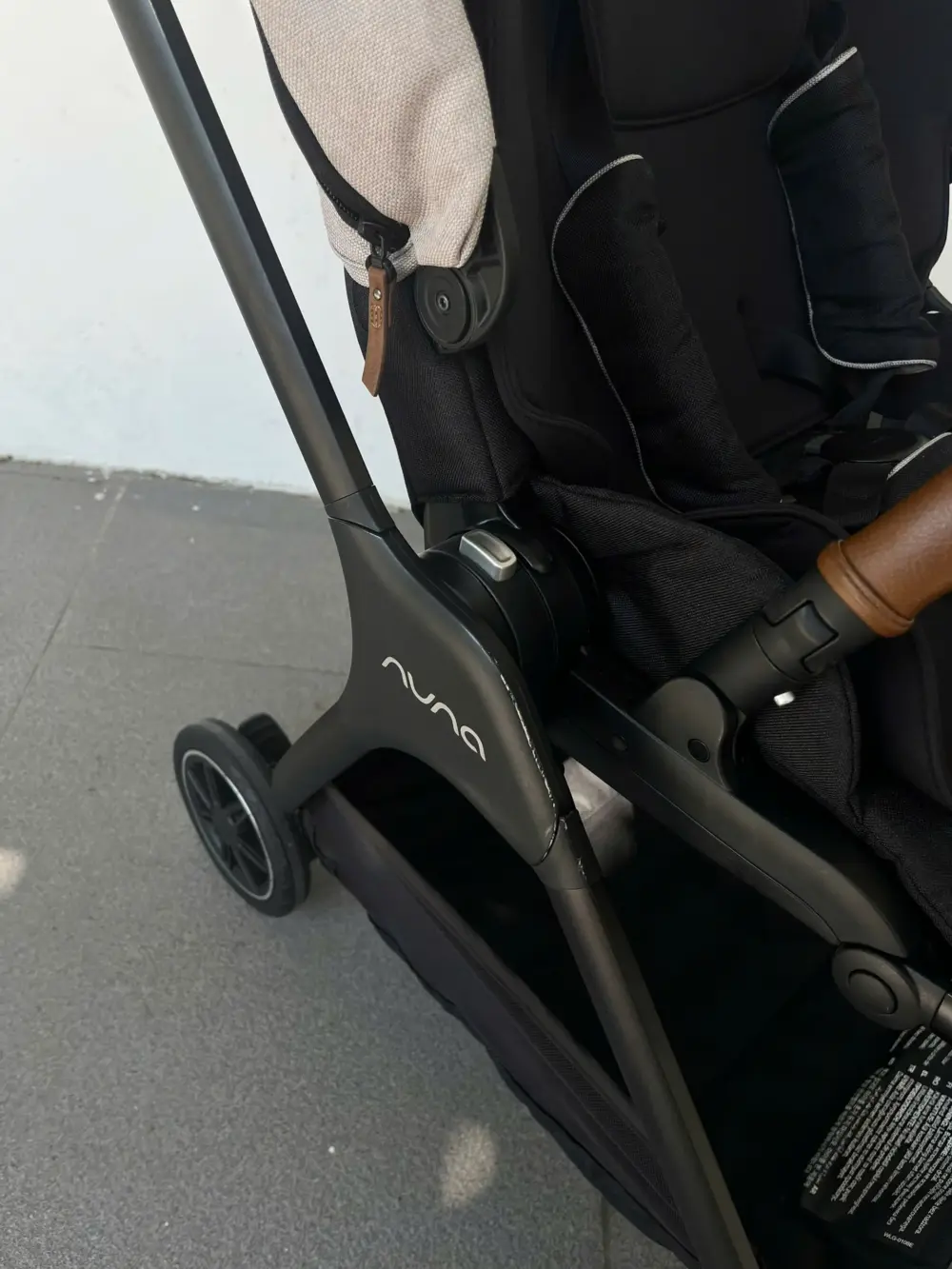 Xe đẩy Nuna triv (màu đen khung đen) 0-4 tuổi tối đa 22kg - Ảnh 23