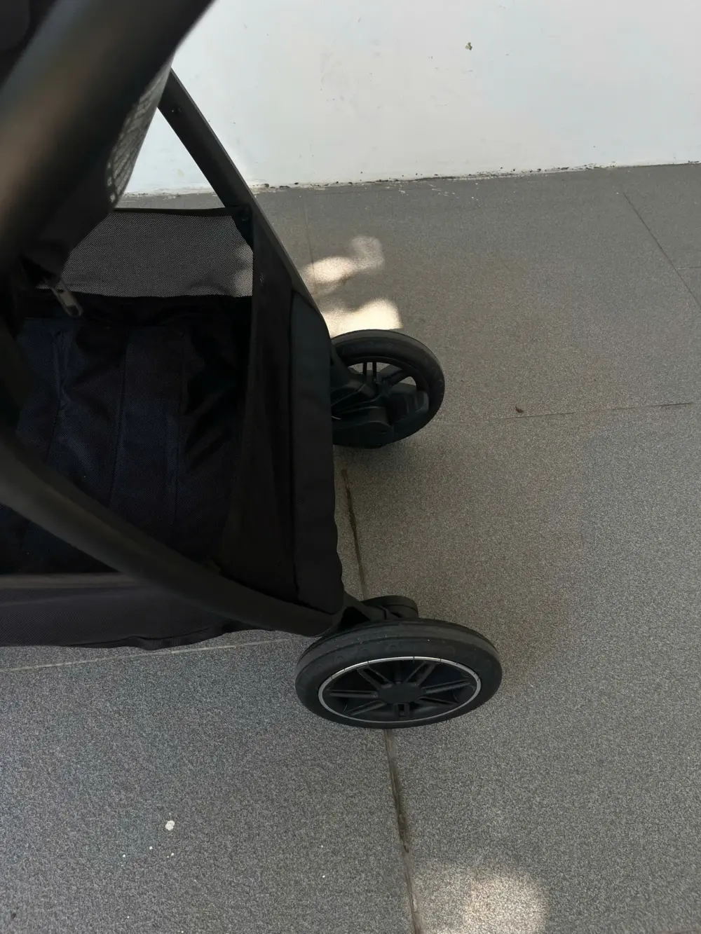 Xe đẩy Nuna triv (màu đen khung đen) 0-4 tuổi tối đa 22kg - Ảnh 3