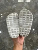 Giày sandal Adidas Comfort màu đen trắng (size 10.5cm)Adidas - Ảnh 4