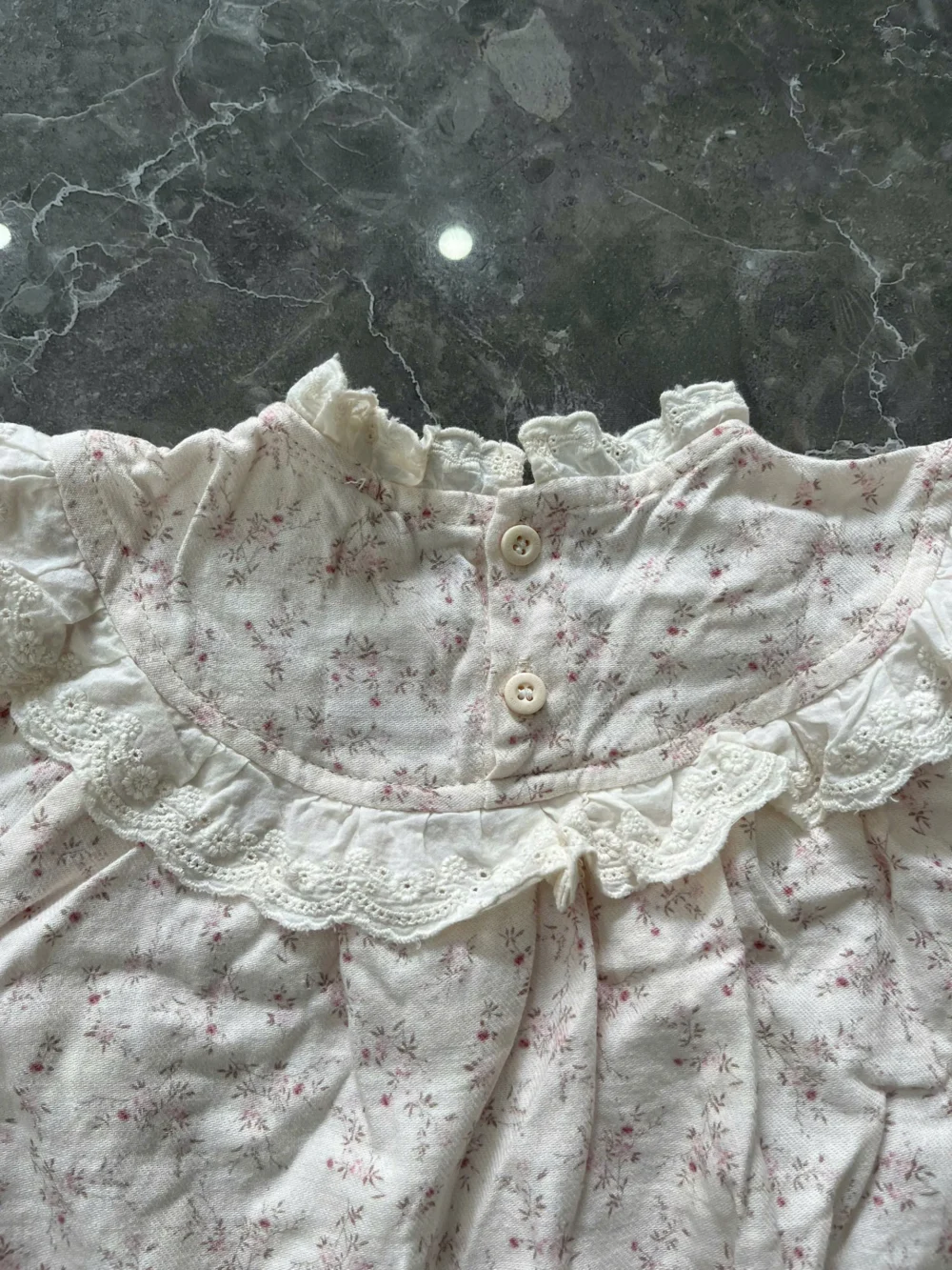 Set 3 món đồ bé gái vintage màu hồng mix brand (size 66) - Ảnh 17