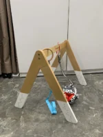 Kệ chữ A treo đồ chơi cho bé hình Chipi & Co cà rốt (kèm theo dây, bóng vận động cho bé) - Ảnh 6