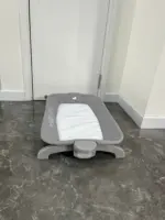 Khay thay tã có chân đế (có thể gắn cũi Joie) - Ảnh 5