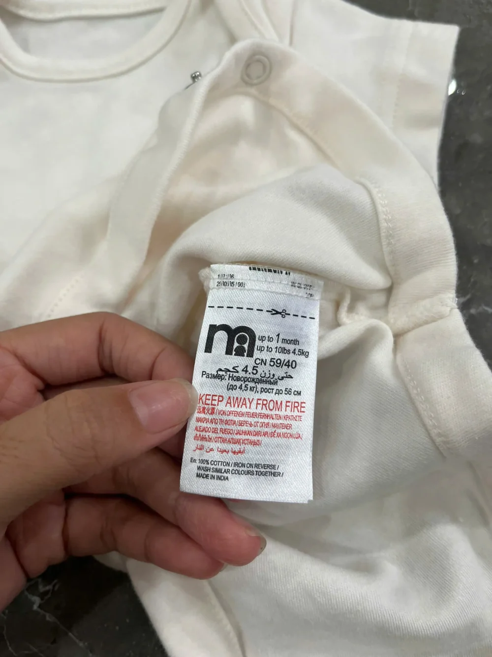 Set 4 bộ bodysuit Mothercare (size newborn) tặng kèm 1 bodysuit đã sử dụng nhẹ - Ảnh 25