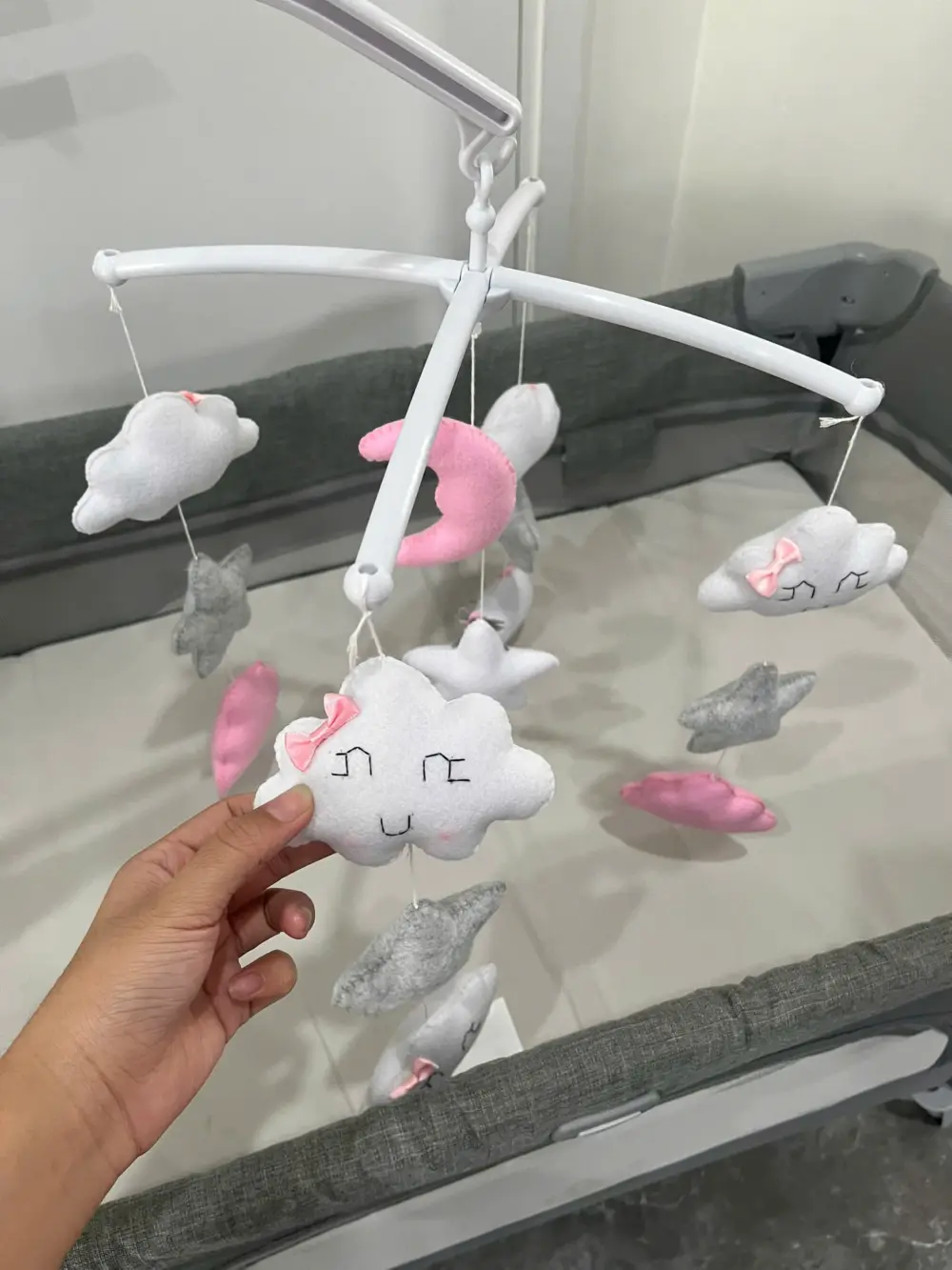 Giường cũi trẻ em Joie Kubbie Sleep Foggy Gray (tặng kèm thanh đồ chơi treo cũi) - Ảnh 21