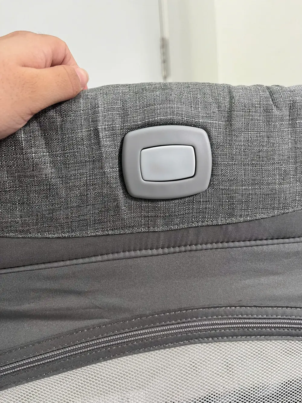 Giường cũi trẻ em Joie Kubbie Sleep Foggy Gray (tặng kèm thanh đồ chơi treo cũi) - Ảnh 9