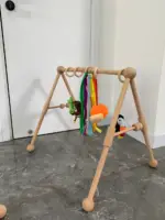 Kệ chữ A (kèm đồ chơi vận động) & giá treo cũi bằng gỗ Bon store 0-2 tuổi - Ảnh 9