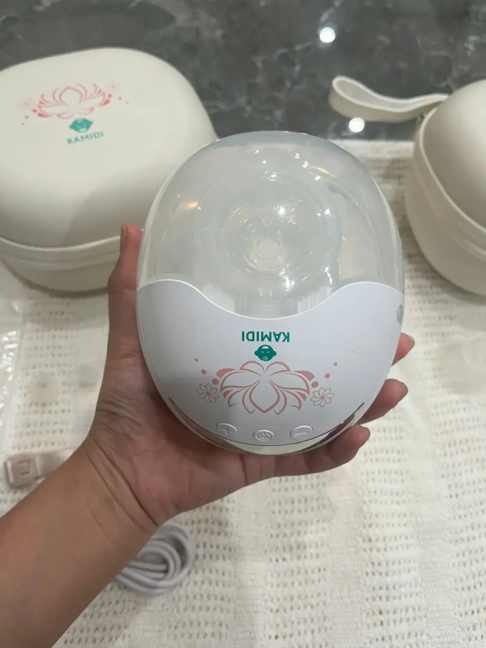 Máy hút sữa không dây Kamidi Smart hoa sen (còn cốp đựng máy) - Ảnh 18