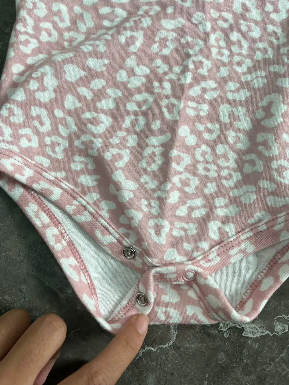 Set 2 bodyship bé gái Nicole Miller NY (size 6-9m) - Ảnh 5