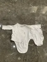 Set 3 bodysuit dài tay vạt chéo bé H&M (size newborn) - Ảnh 9