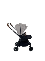 Xe đẩy Nuna triv màu xám be khung đen 0-4 tuổi tối đa 22kg