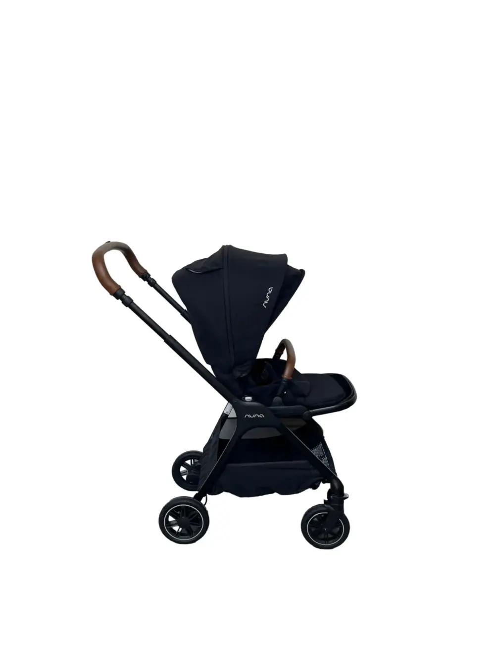 craiyon_212603_image Xe đẩy Nuna triv màu đen khung đen (2) 0-4 tuổi tối đa 22kg - Ảnh 1