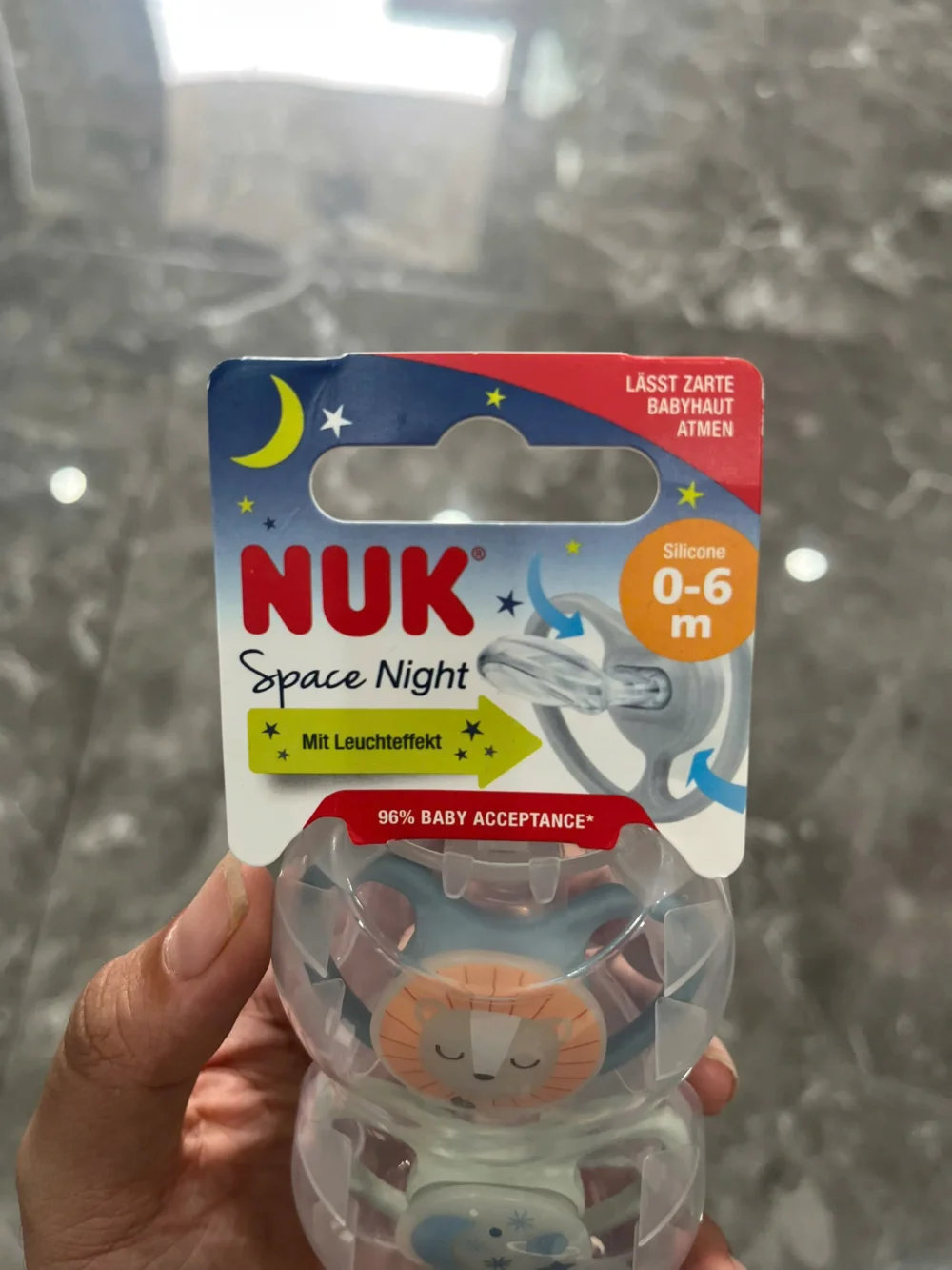 Set 2 ti giả Nuk Space night màu xanh/bạc hà, 2 chiếc kèm hộp đựng ( full box) NuK - Ảnh 3