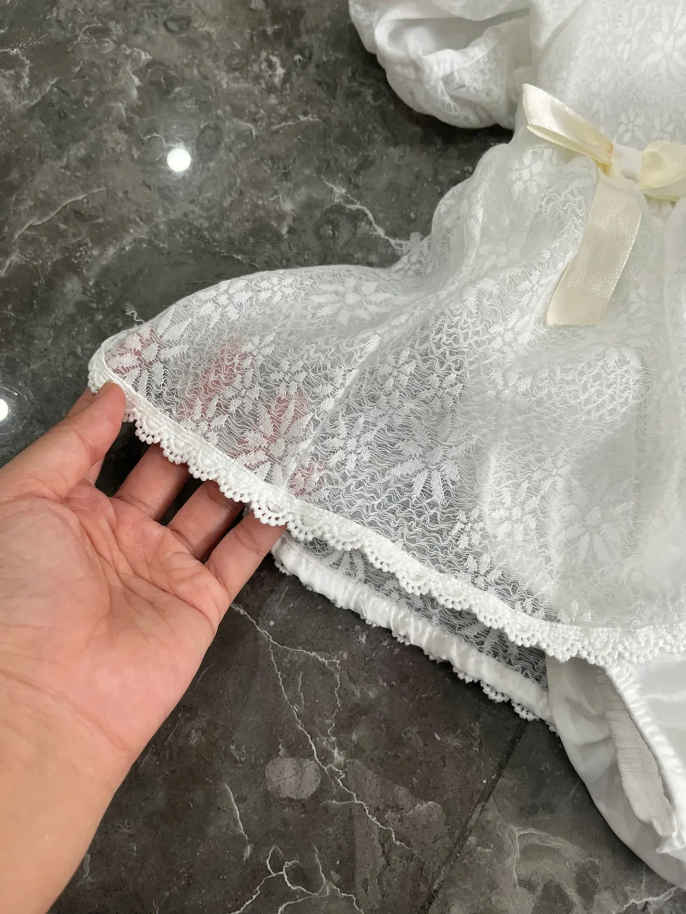 Đầm ren xoè phối lưới bodysuit đính nơ màu trắng (3 đến 6 tháng) No brand - Ảnh 9