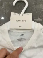 Set 2 món yếm đùi kẻ sọc trắng be H&M (6 đến 9 tháng) H&M - Ảnh 4