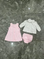 set váy sơ mi kèm áo khoác Burberry màu hồng nhạt (6 tháng) Burberry - Ảnh 2