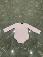 Set 3 bộ bodysuit dài tay Versace màu hồng size 9 đến 12 tháng (còn box) Versace - Ảnh 7