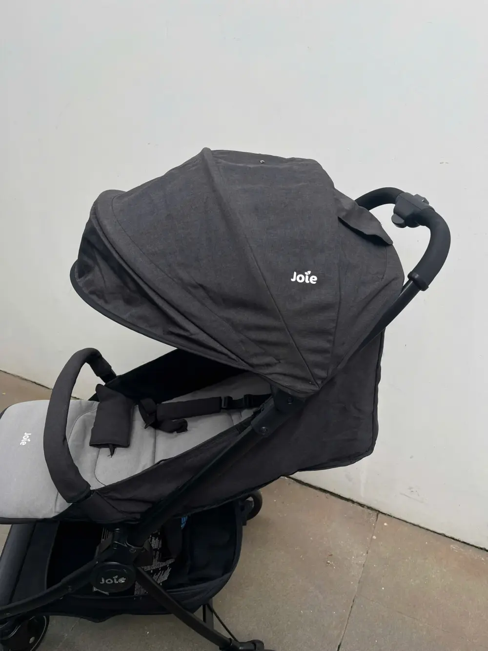 Xe đẩy Joie pact ember màu đen xám (còn box & bảo hành) 0-3 tuổi - Ảnh 3
