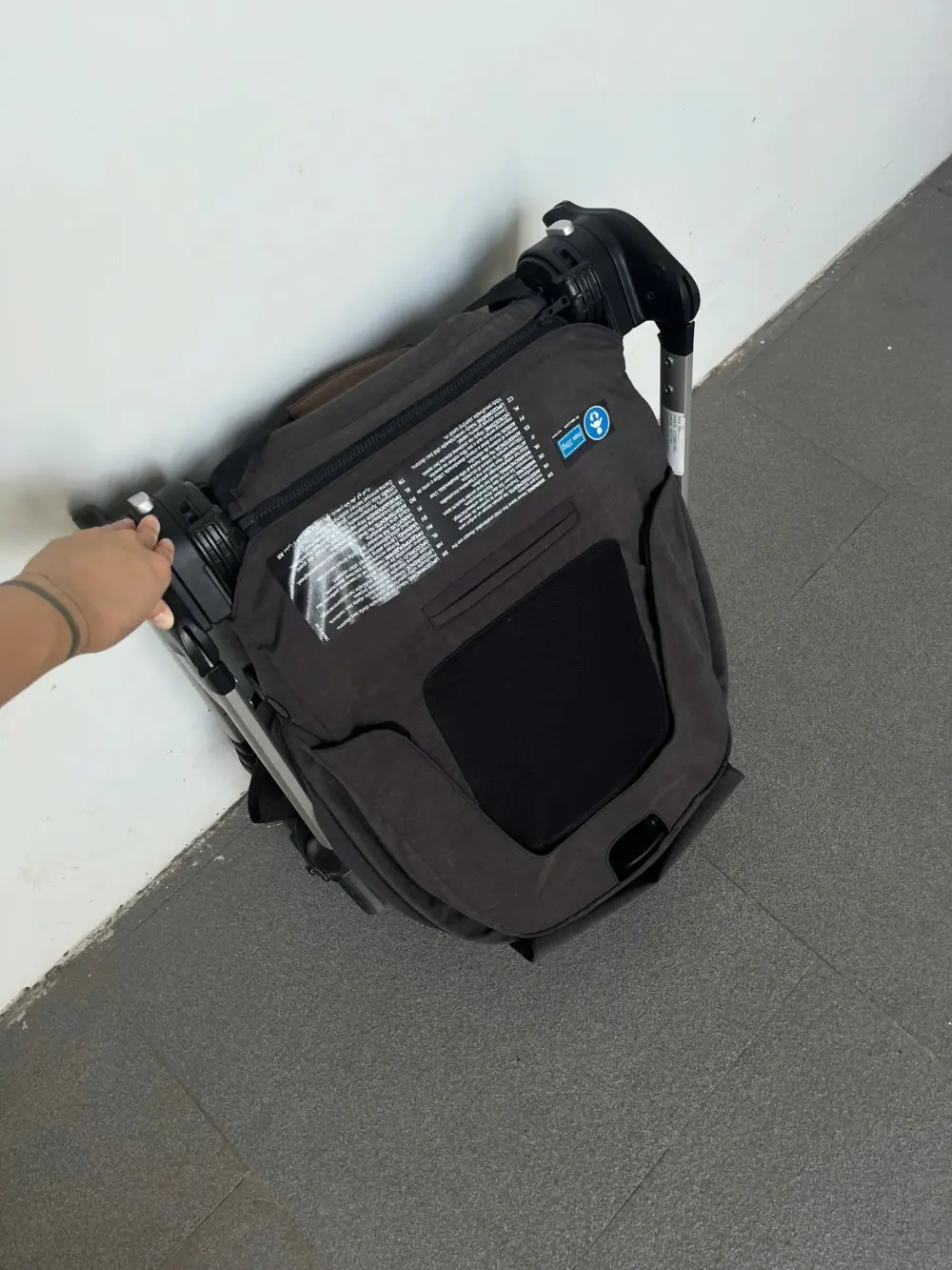 Xe đẩy Nuna triv màu xám đậm khung xám (kèm phụ kiện: màn chắn muỗi, móc treo đồ) - Ảnh 21