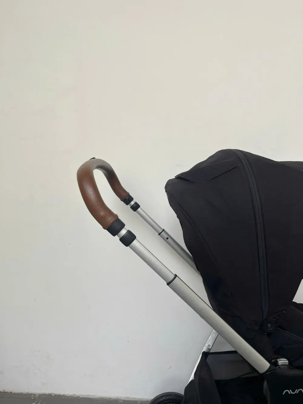 Xe đẩy Nuna triv màu đen khung xám 0-4 tuổi tối đa 22kg - Ảnh 12