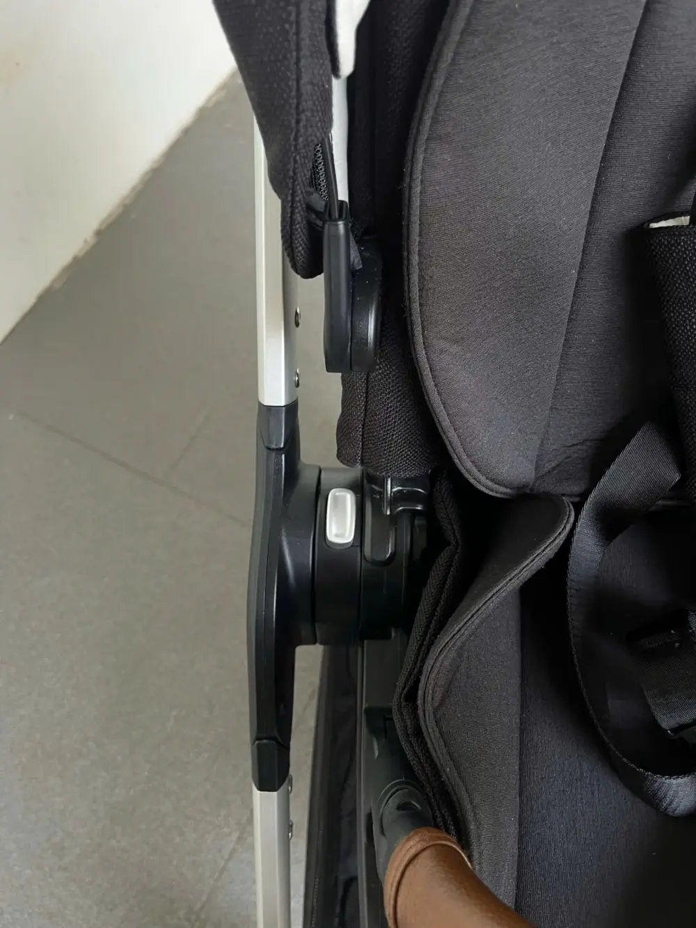 Xe đẩy Nuna triv màu đen khung xám 0-4 tuổi tối đa 22kg - Ảnh 7