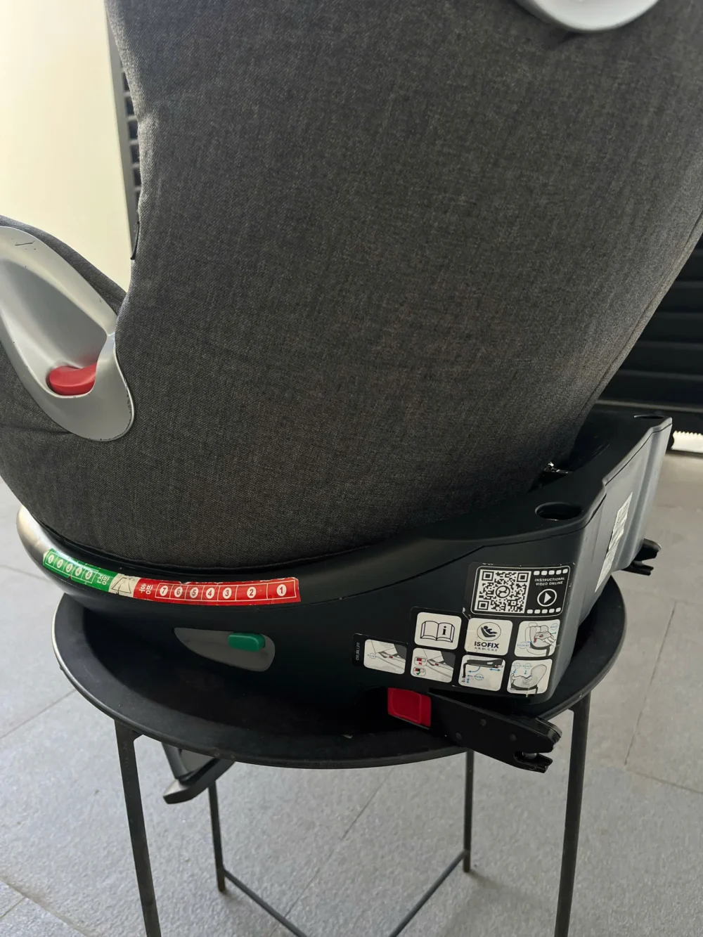 Ghế ngồi ô tô Cybex sirona plus kèm base isofix (màu xám be) - Ảnh 4