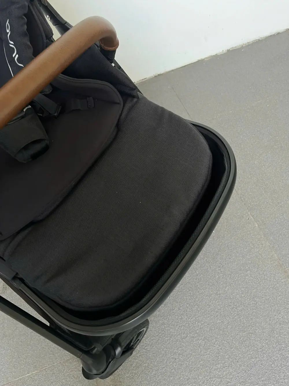 Xe đẩy Nuna triv màu xám be khung đen 0-4 tuổi tối đa 22kg - Ảnh 18