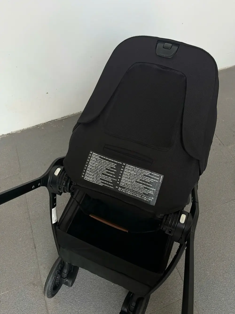 Xe đẩy Nuna triv màu đen khung đen 0-4 tuổi tối đa 22 kg - Ảnh 24