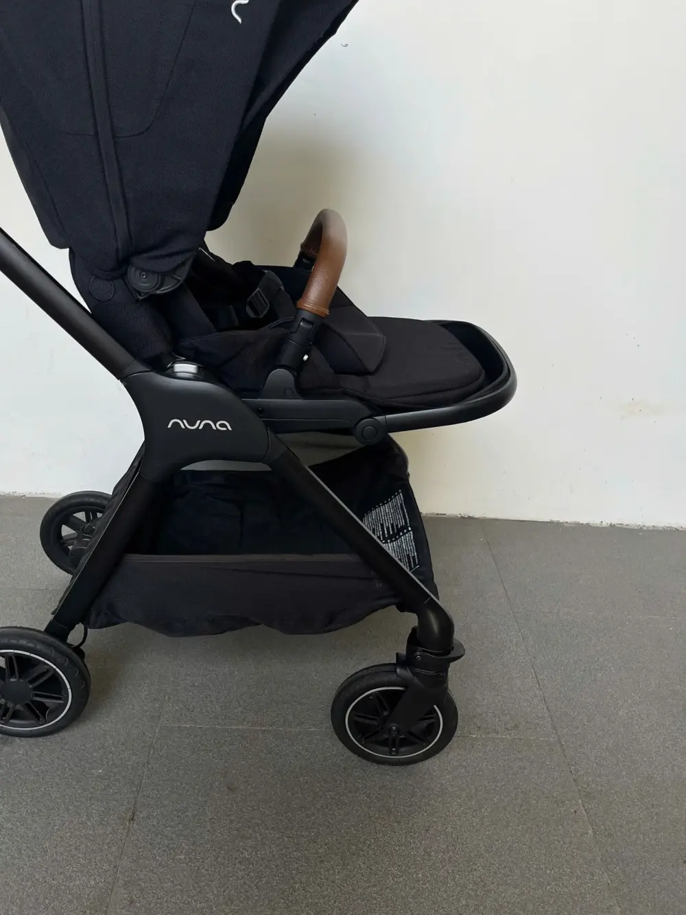 Xe đẩy Nuna triv màu đen khung đen (2) 0-4 tuổi tối đa 22kg - Ảnh 14