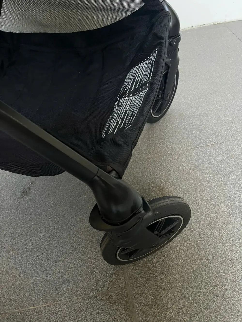 Xe đẩy Nuna triv màu đen khung đen (2) 0-4 tuổi tối đa 22kg - Ảnh 15