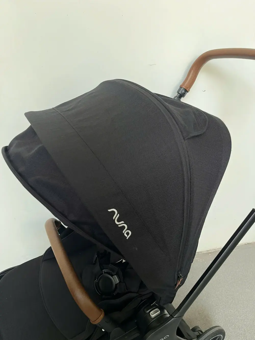 Xe đẩy Nuna triv màu đen khung đen (2) 0-4 tuổi tối đa 22kg - Ảnh 23