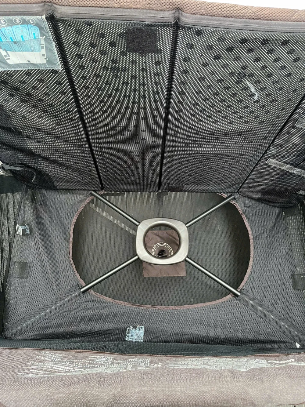 Nôi cũi lưới gấp gọn Nuna Sena Aire màu Charcoal (còn túi đựng hãng) & tặng kèm nệm cũi sơ dừa đặt làm riêng theo size nôi - Ảnh 6