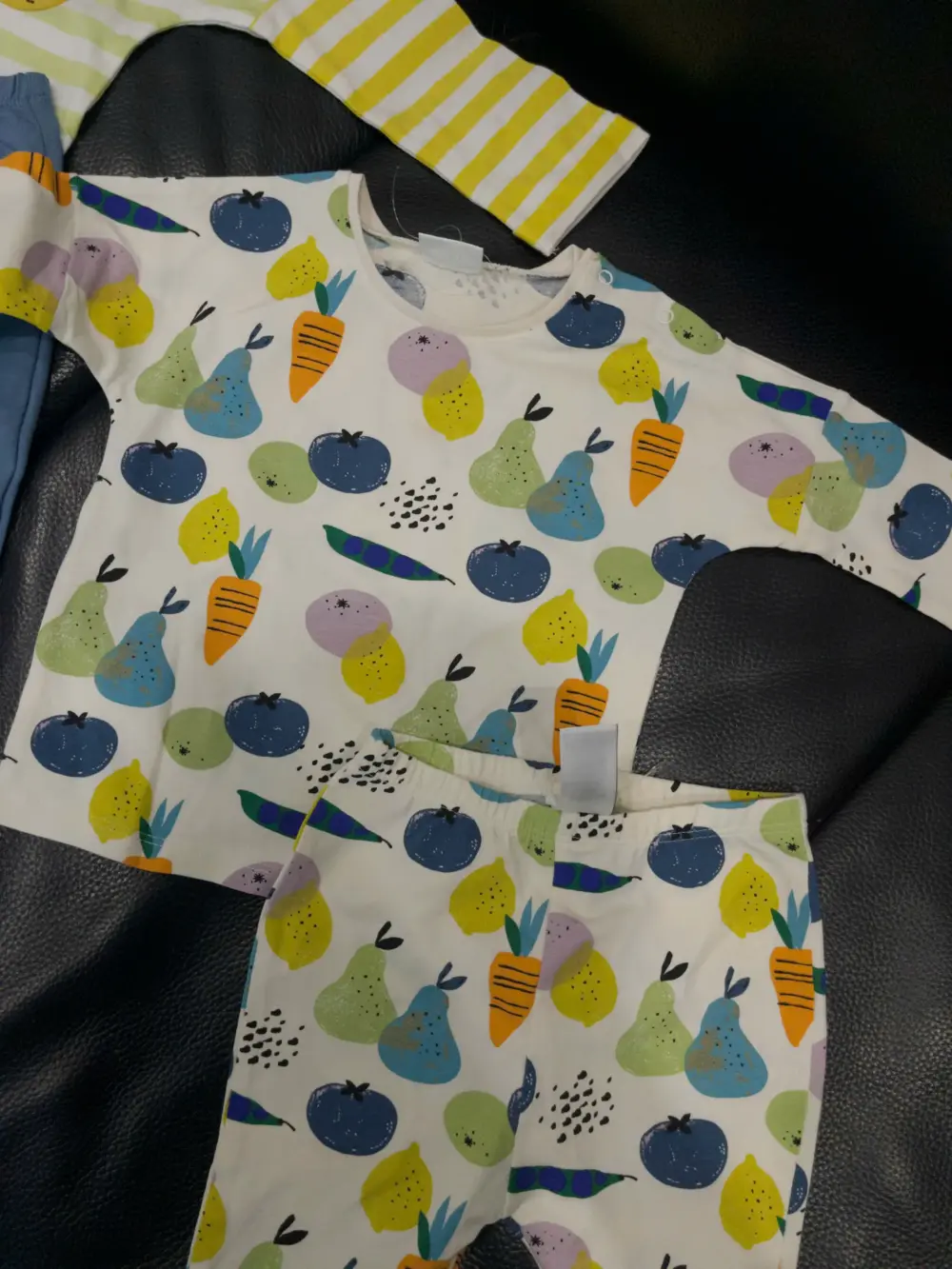 Set 2 bộ dài tay Next baby hoạ tiết tropical (size 3/6m, 6/9m, 9/12m, 12/18m) - Ảnh 5