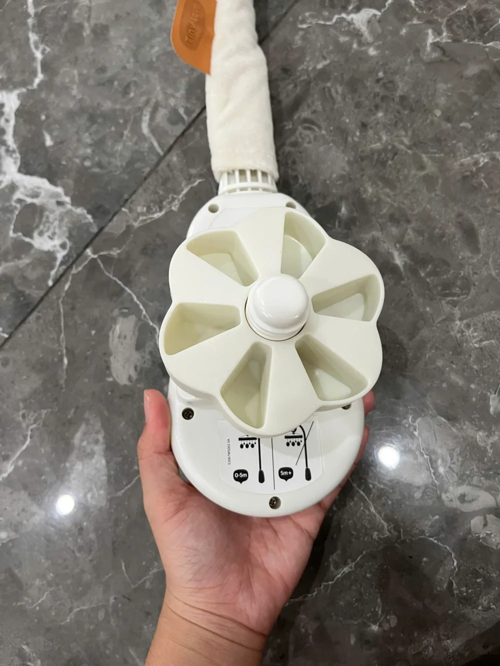 Cây đồ chơi treo nôi Tiny Love có nhạc và xoay (không kèm pin đi kèm) - Ảnh 15
