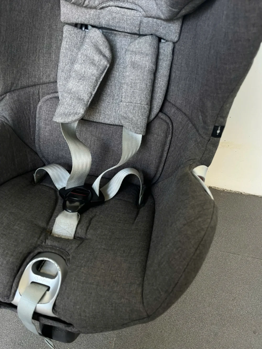 Ghế ngồi ô tô Cybex sirona plus kèm base isofix (màu xám be) - Ảnh 13