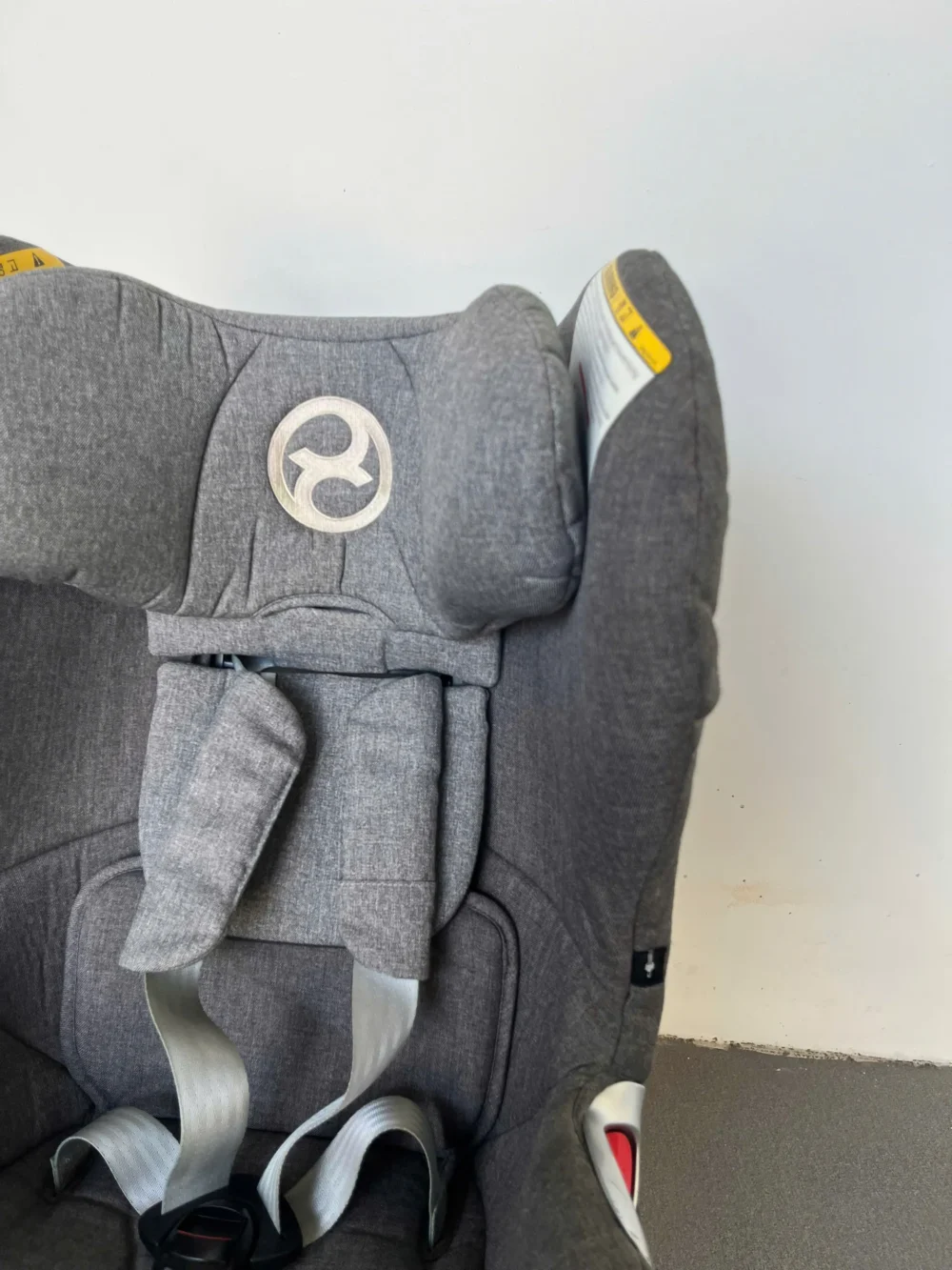 Ghế ngồi ô tô Cybex sirona plus kèm base isofix (màu xám be) - Ảnh 17