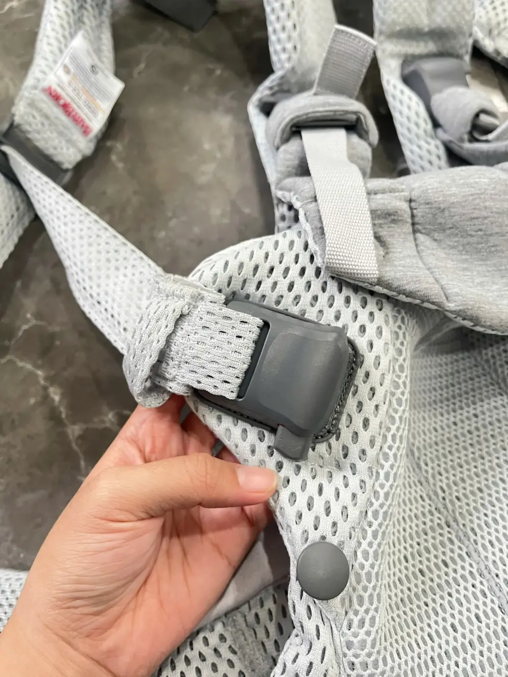 Địu lưới 3D BABYBJORN ™ Xám bạc Harmony ( full box) - Ảnh 15