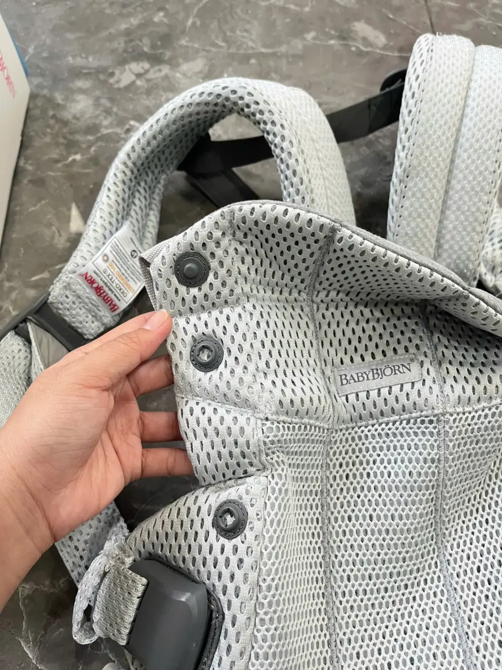 Địu lưới 3D BABYBJORN ™ Xám bạc Harmony ( full box) - Ảnh 4