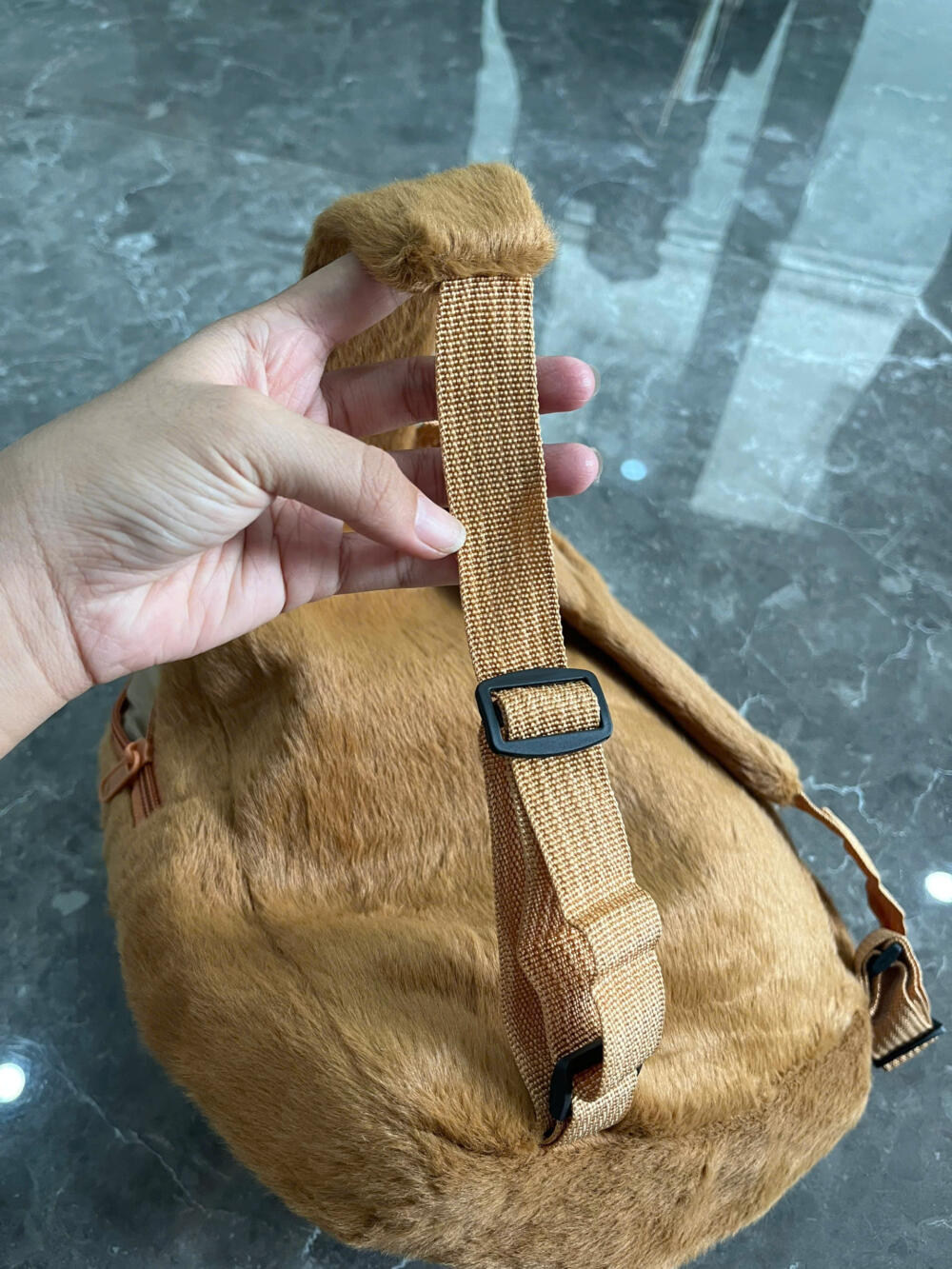 Balo capybara mini màu nâu - Ảnh 3