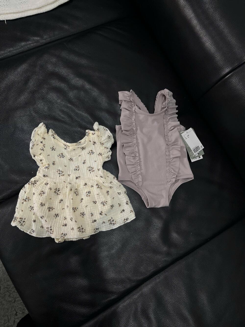 Đồ bơi H&M viền bèo nhún màu tím nhạt( size: 6/9m) tặng kèm váy hoa (size 0/3m) - Ảnh 3