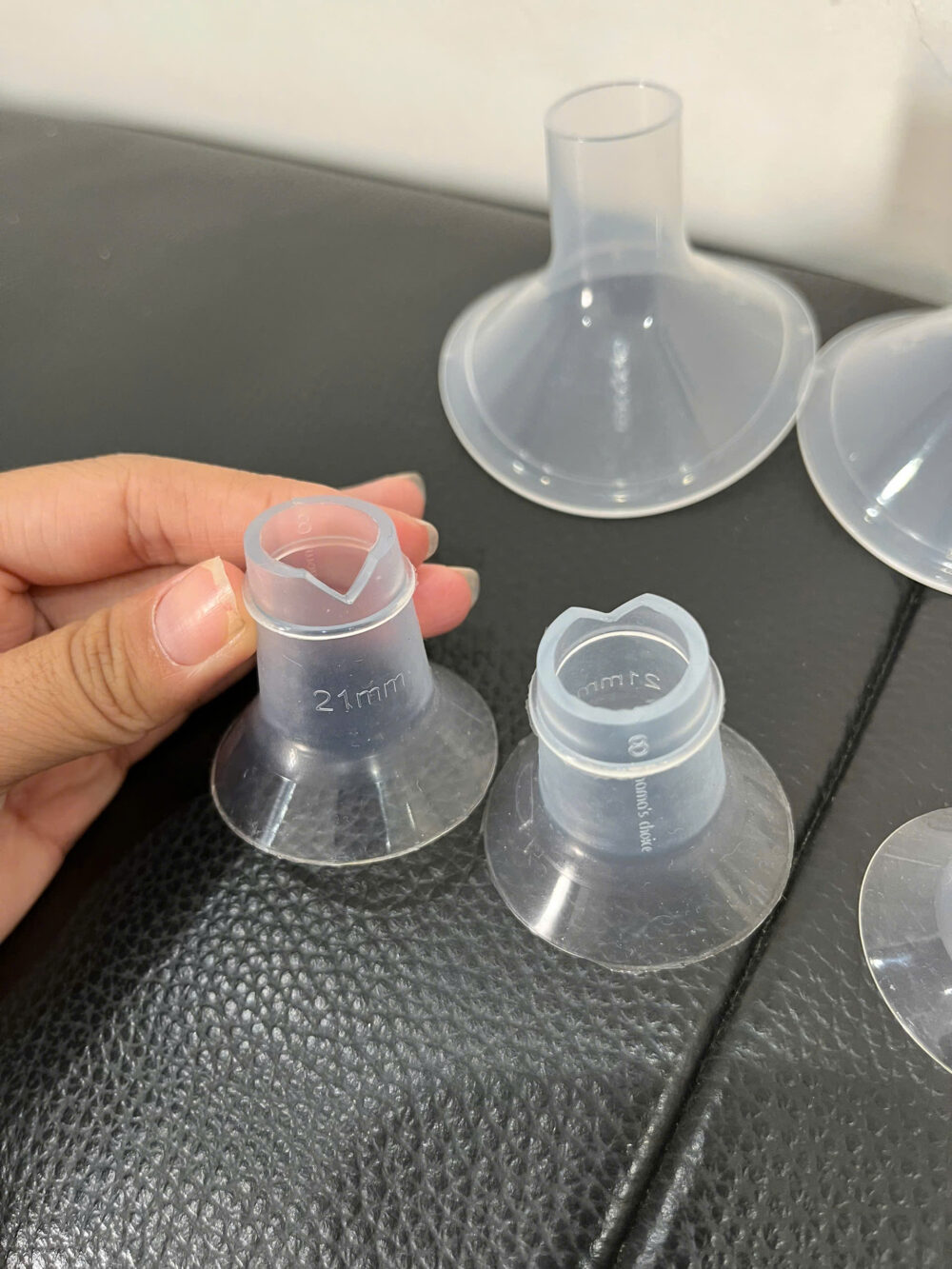 Set 4 bộ phễu hút sữa và phễu hạ size mix brand Medela, Mama’s Choice, imani ( no box) - Ảnh 3