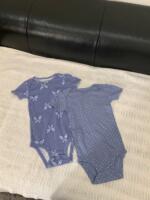 Set 2 bodysuit Carter's họa tiết chấm bi, bướm màu xanh (size 18/24m) - Ảnh 5