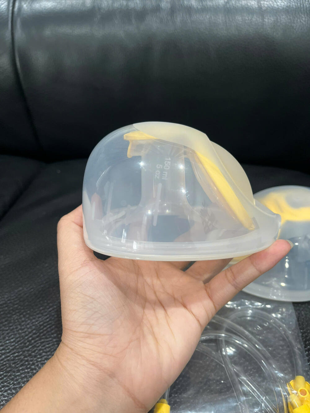 Bộ cup hút sữa rảnh tay MEDELA HANDS FREE ( size: 24mm) - Ảnh 3