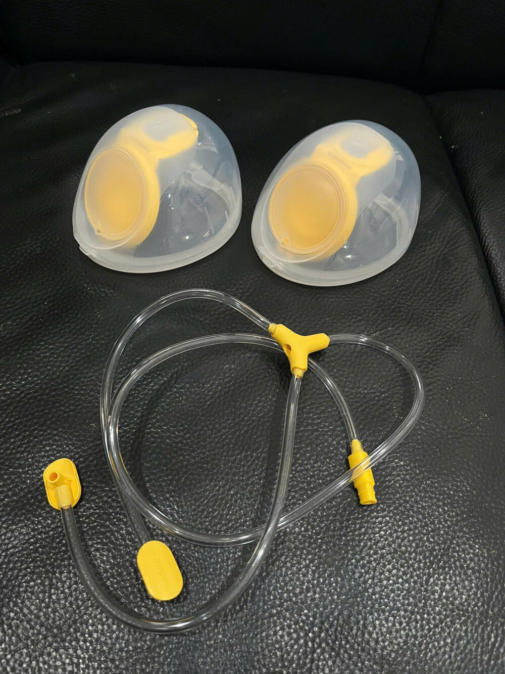 Bộ cup hút sữa rảnh tay MEDELA HANDS FREE ( size: 21mm) - Ảnh 3