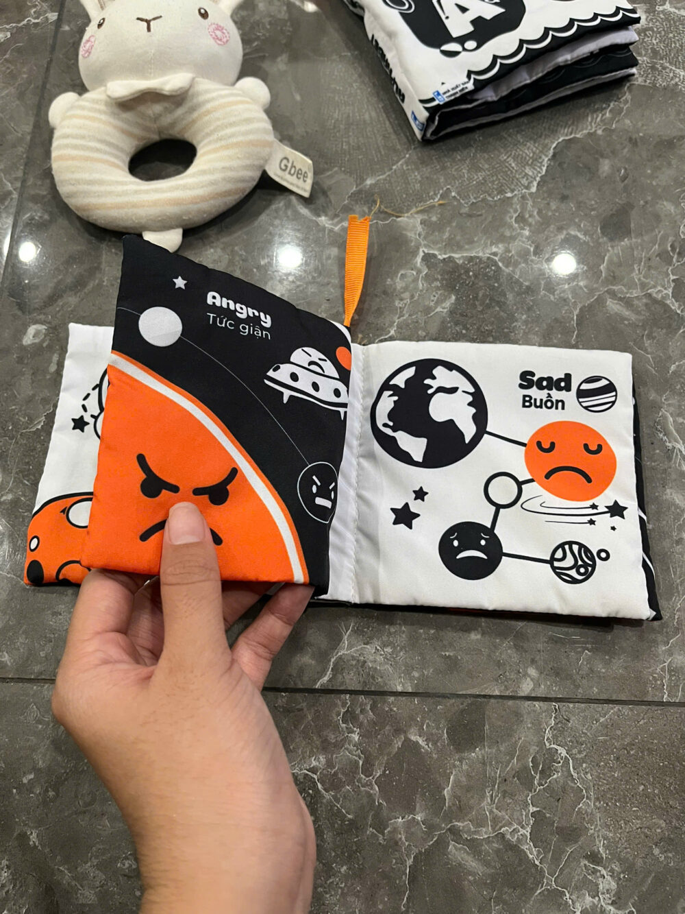 (TẶNG) Bộ 3 sách và lục lạc thú nhồi bông LaLaLa Baby, Gbee - Ảnh 14