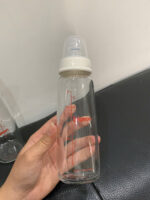 Bộ 3 bình sữa cổ hẹp thủy tinh Pigeon 240ml kèm 2 núm ti (size: 6m+,9m+) - Ảnh 6
