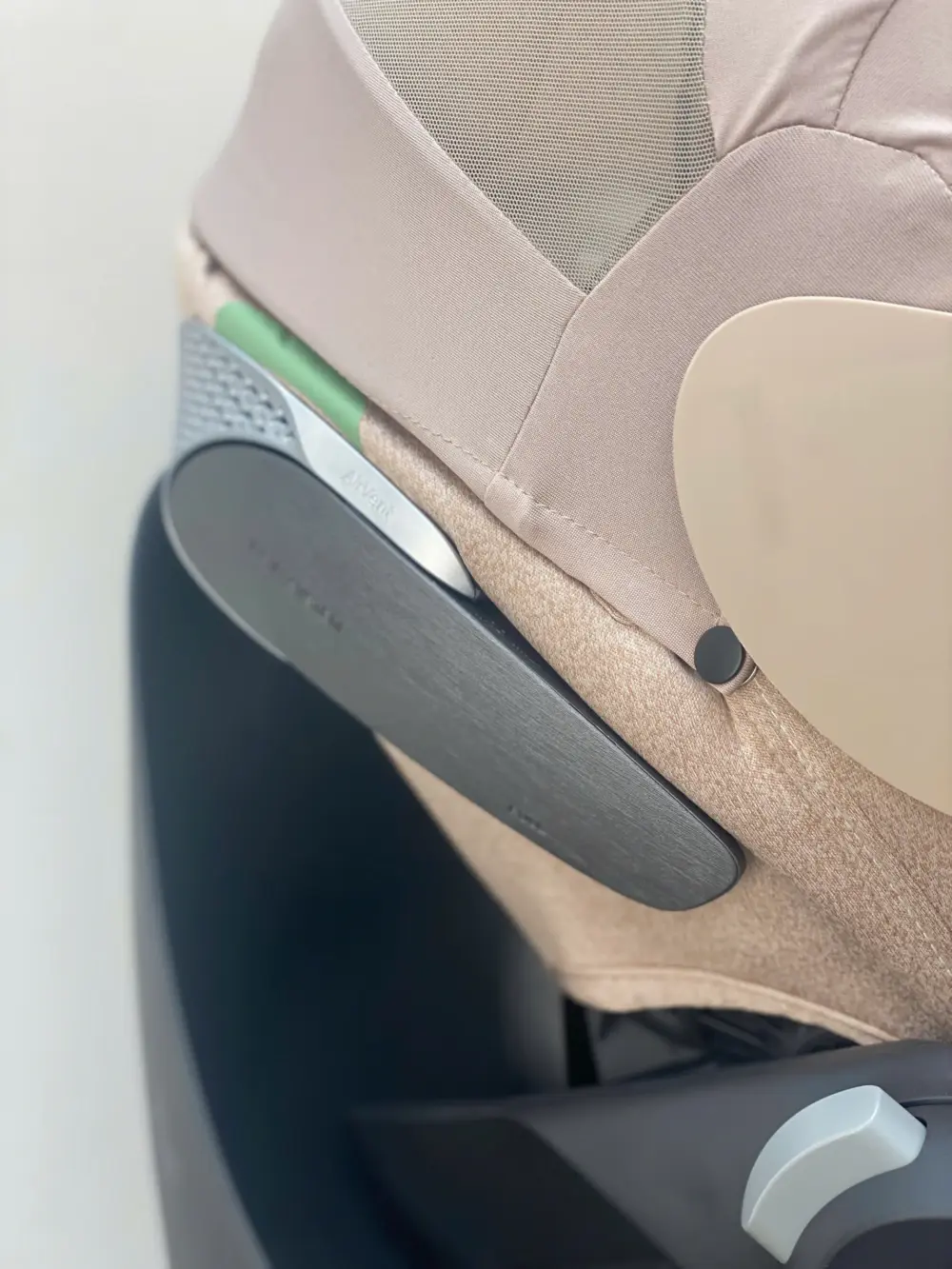 Nôi ô tô Cybex Cloud T i size plus (kèm base T (còn box ghế) sơ sinh đến 2 tuổi tối đa 13kg - Ảnh 11