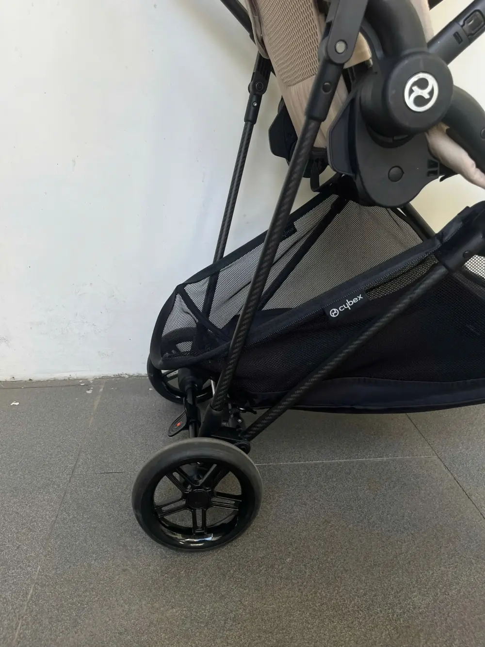 Xe đẩy Cybex Melio carbon 3 màu beige (tặng kèm đệm lót nằm xe đẩy Kate mesh thoáng mát) - Ảnh 30